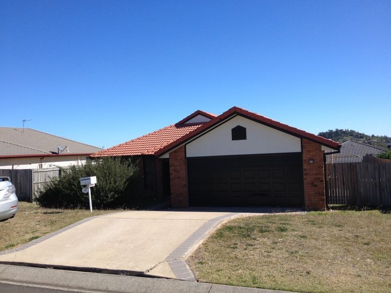 13 Wareena Crescent, Glenvale QLD 4350