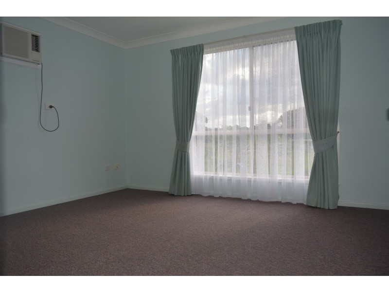 8 Devoncourt Road, Crows Nest QLD 4355