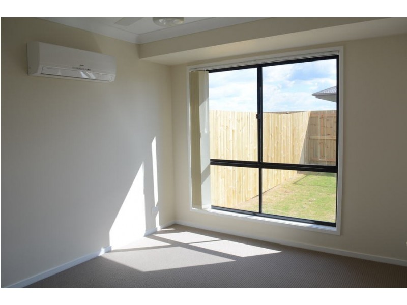 2/21 Kensei Street, Wyreema QLD 4352