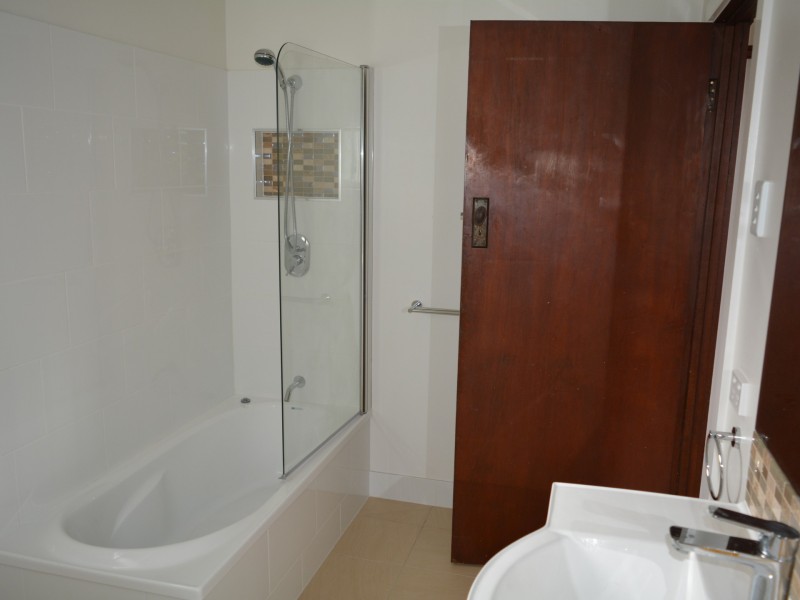 417 Tor Street, Newtown QLD 4350