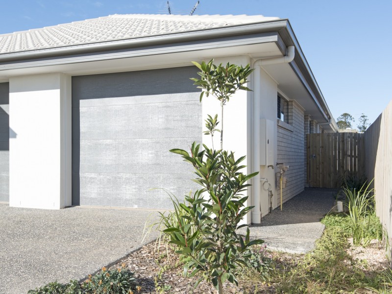 2/12 Serengetti Street, Glenvale QLD 4350