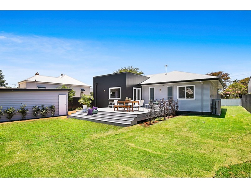 15a Northland Street, Newtown QLD 4350