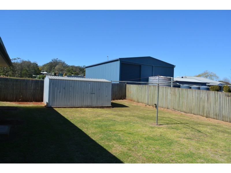 2/14 Pascoe Lane, Harlaxton QLD 4350