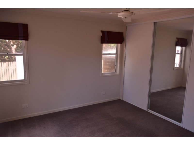 4a Gostwyck Street, Newtown QLD 4350