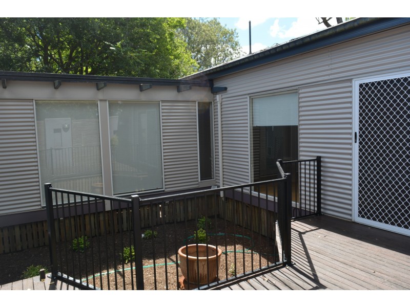 4a Gostwyck Street, Newtown QLD 4350