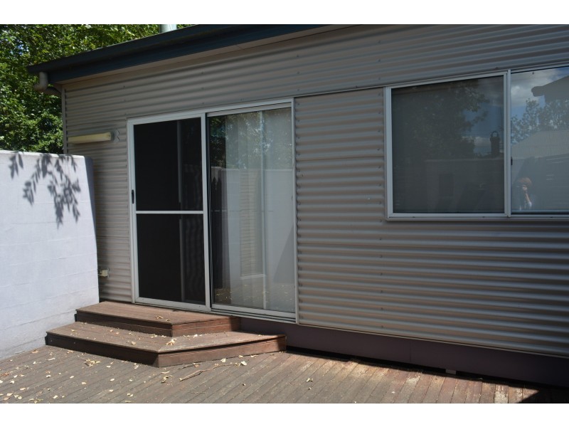 4a Gostwyck Street, Newtown QLD 4350