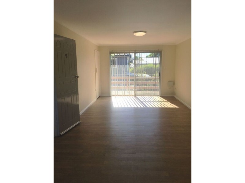 5/8 James Street, Rangeville QLD 4350