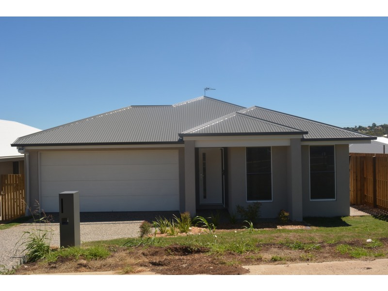 6 Downs Street, Glenvale QLD 4350