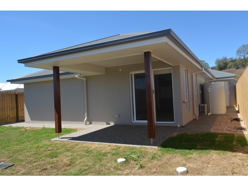 6 Downs Street, Glenvale QLD 4350