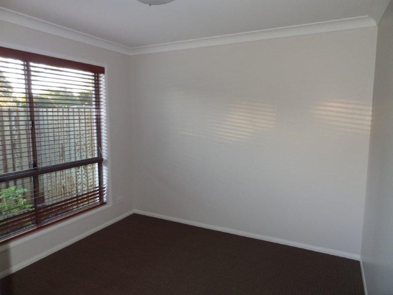 8/77 Bouganvillea Drive, Middle Ridge QLD 4350