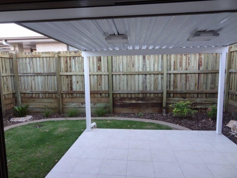 8/77 Bouganvillea Drive, Middle Ridge QLD 4350