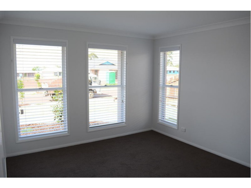 55 Entabeni Drive, Kearneys Spring QLD 4350