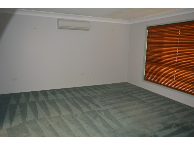 15 Luck Street, Drayton QLD 4350