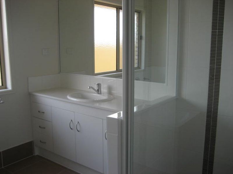 8 Bellara Drive, Harristown QLD 4350