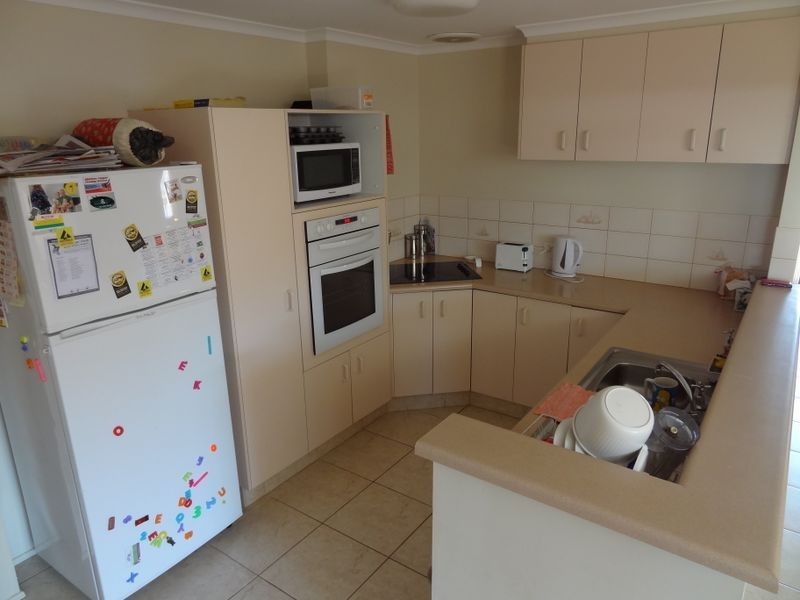 6 Edzill Street, Blue Mountain Heights QLD 4350