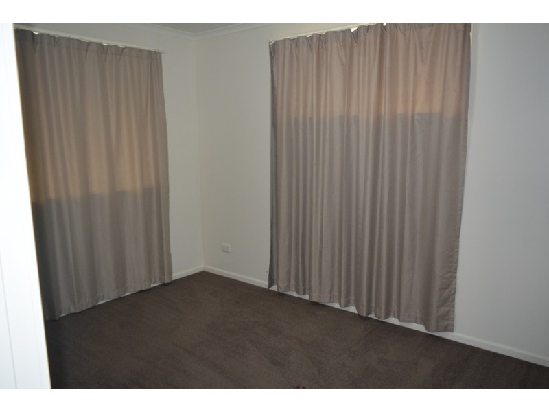 43 Blue Gum Drive, Newtown QLD 4350