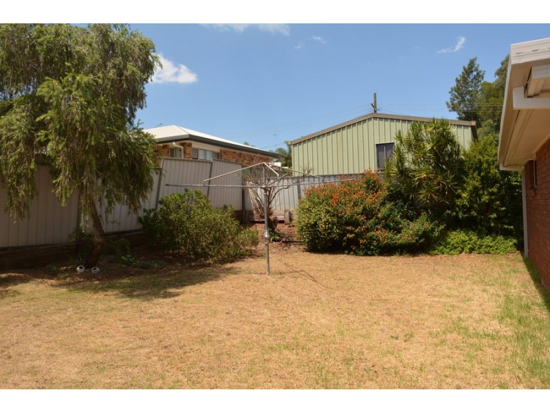 43 Blue Gum Drive, Newtown QLD 4350