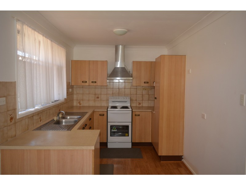 6 Birch Court, Darling Heights QLD 4350