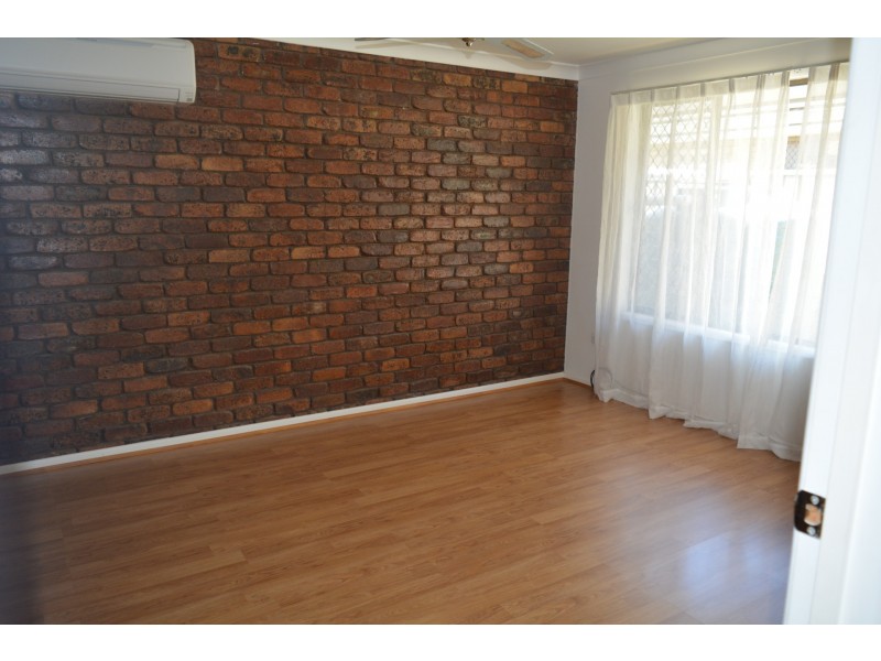 6 Birch Court, Darling Heights QLD 4350