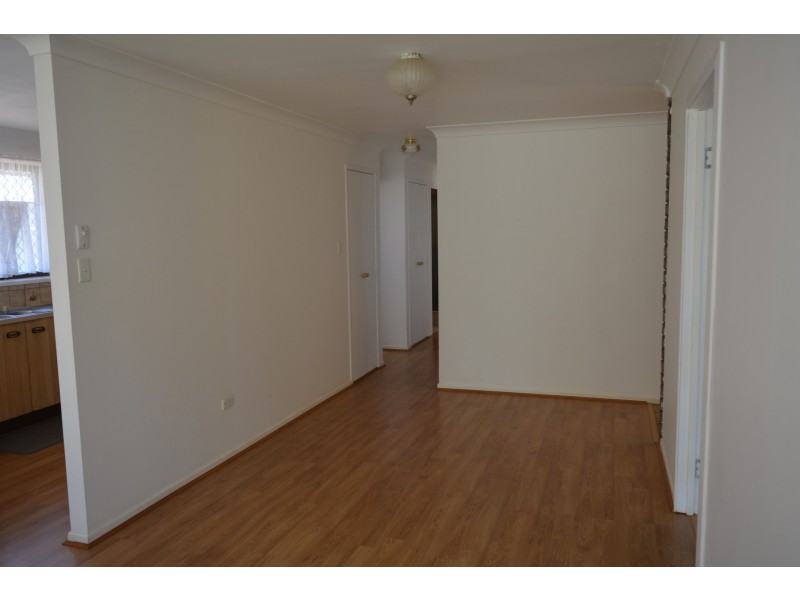 6 Birch Court, Darling Heights QLD 4350