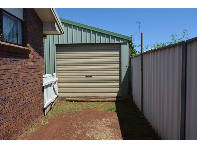 6 Birch Court, Darling Heights QLD 4350