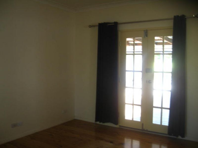 5 Lloyd Street, Harristown QLD 4350