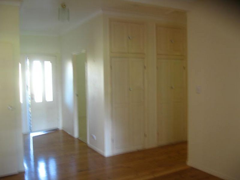 5 Lloyd Street, Harristown QLD 4350