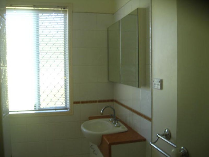 5 Lloyd Street, Harristown QLD 4350