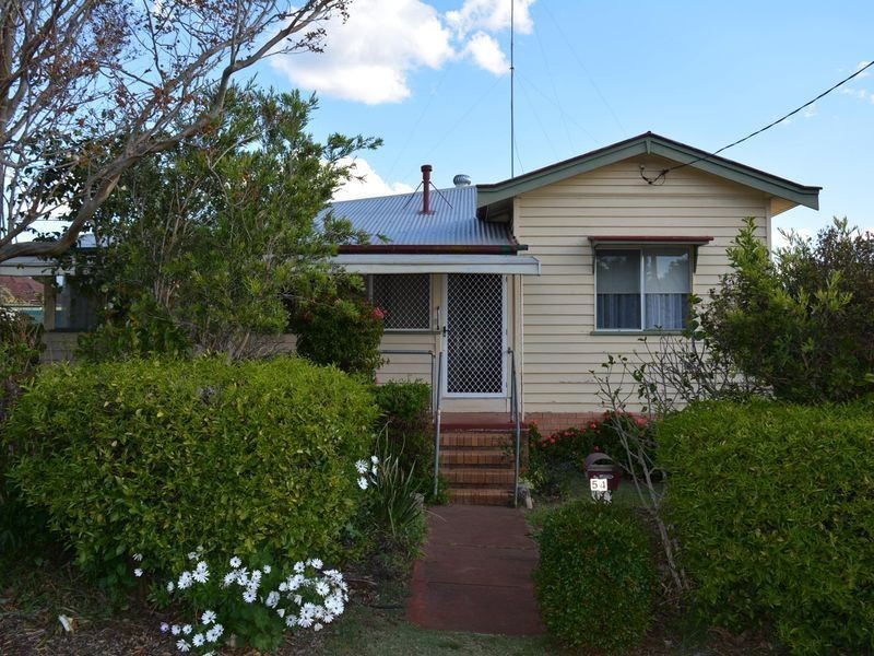 54 Crown Street, Rangeville QLD 4350