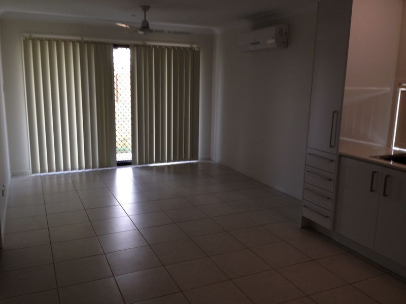 7b Bishop Street, Cambooya QLD 4358