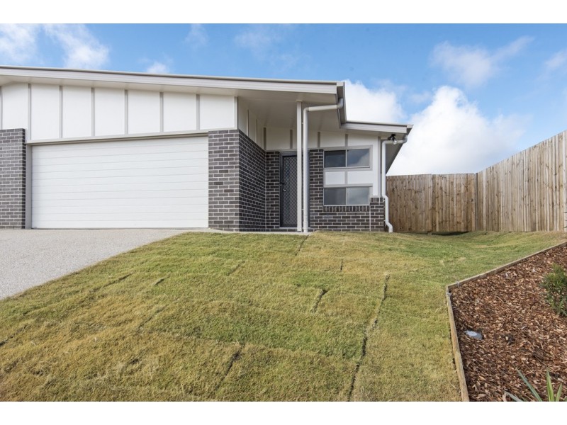 1/8 Rosenstengel Street, Darling Heights QLD 4350