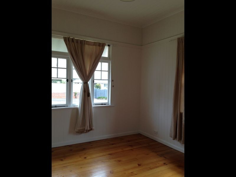 55 Bridge Street, Mount Lofty QLD 4350