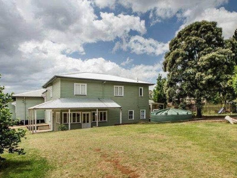 164 Long Street, South Toowoomba QLD 4350