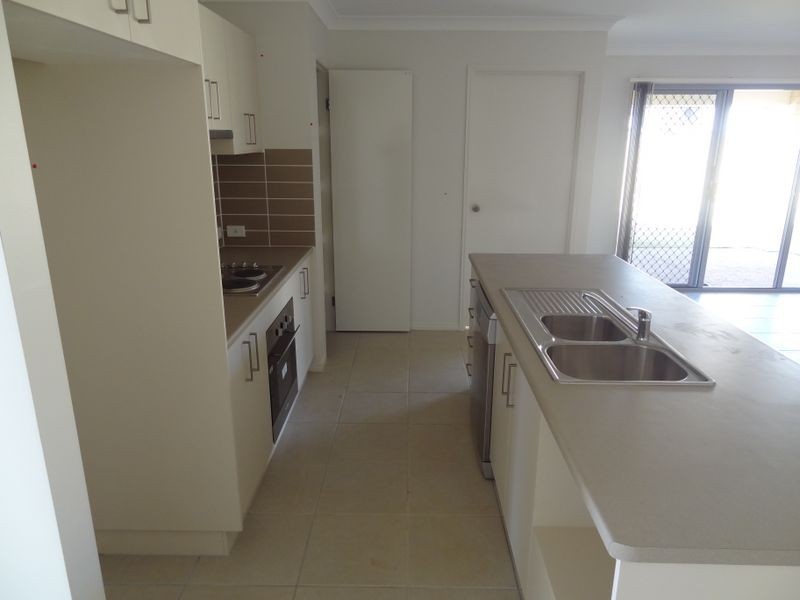 3 Goshawk Drive, Kleinton QLD 4352