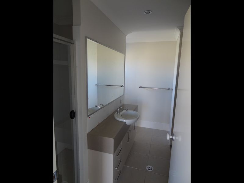 3 Goshawk Drive, Kleinton QLD 4352