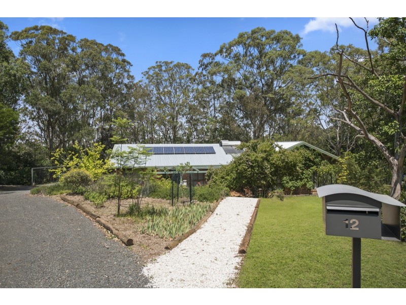12 Esperanto Court, Kearneys Spring QLD 4350