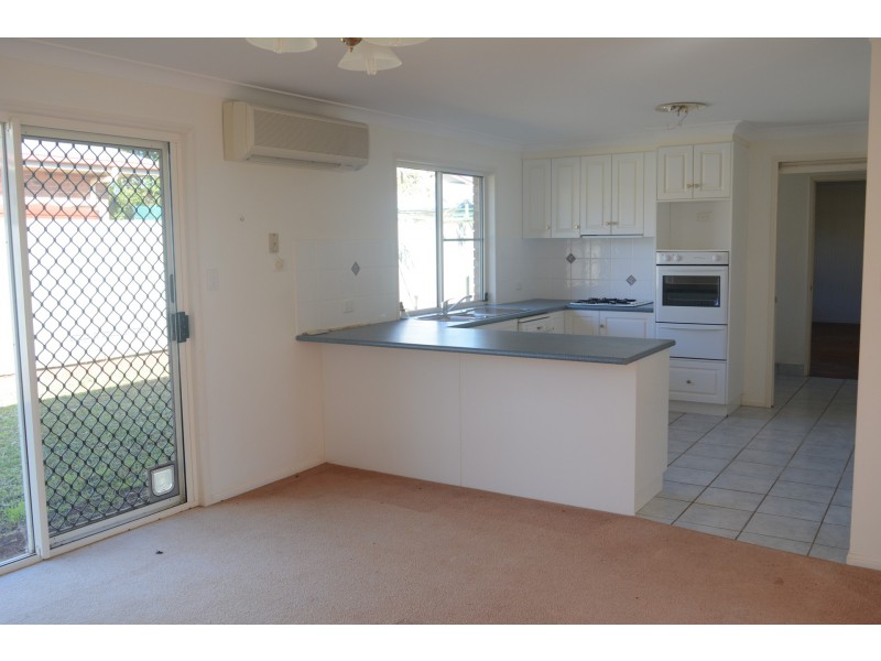 8 Kruiswijk Court, Middle Ridge QLD 4350
