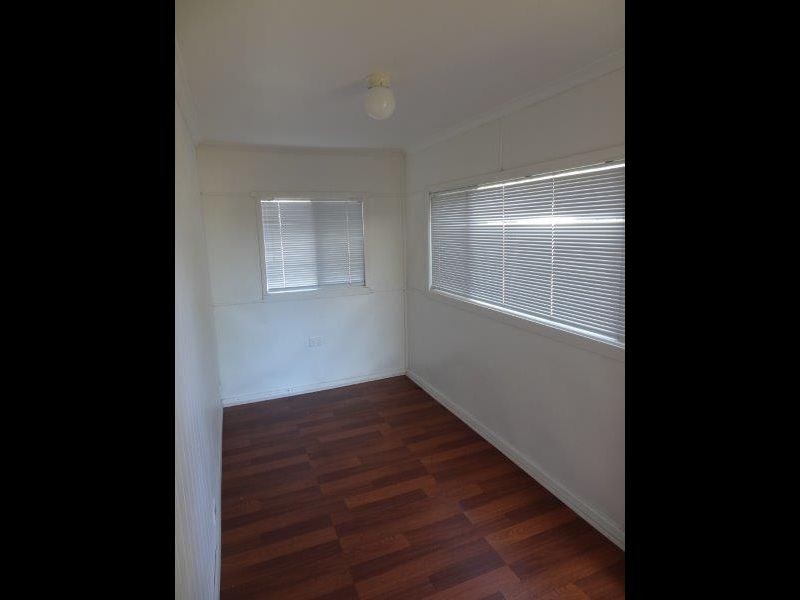 21 Warwick Street, Harristown QLD 4350