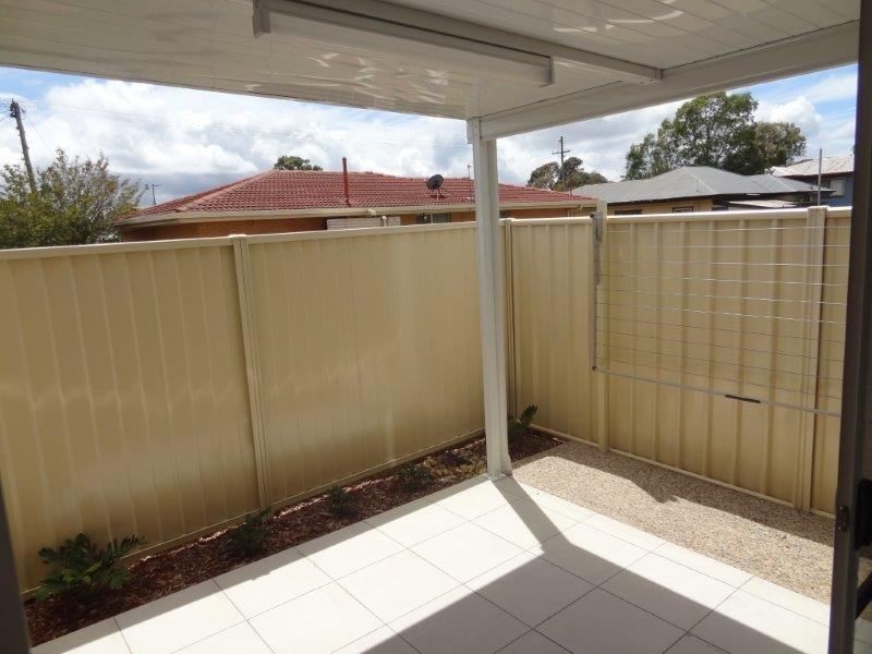 1/16a Glenvale Road, Harristown QLD 4350
