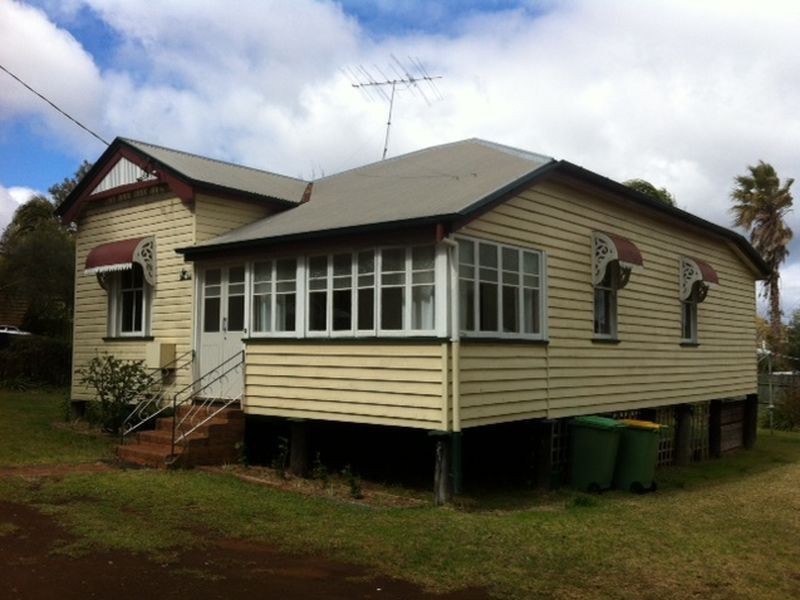 62 James Street, East Toowoomba QLD 4350
