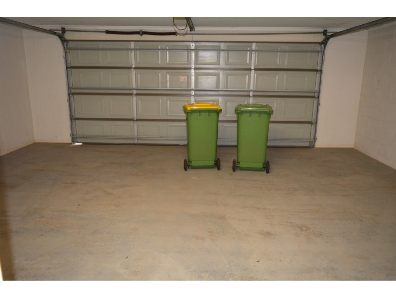 13 Dodson Crescent, Mount Kynoch QLD 4350