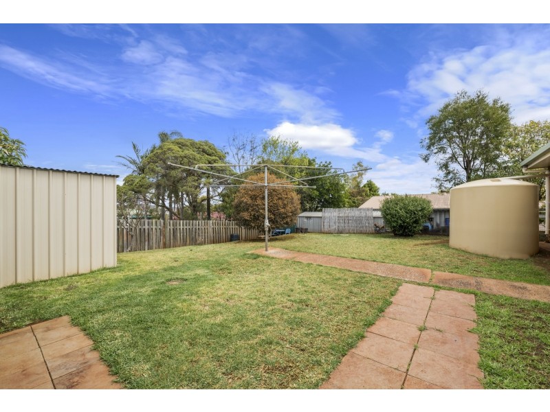 50 Redwood Street, Newtown QLD 4350