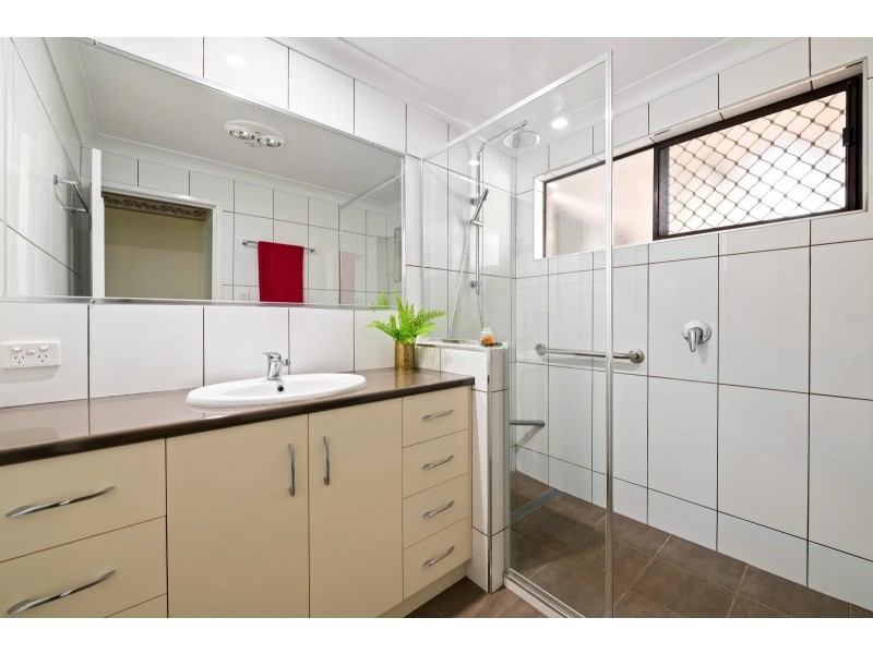 10 Cheryl Court, Darling Heights QLD 4350