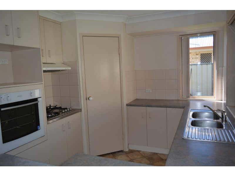 20 Mengel Court, Middle Ridge QLD 4350