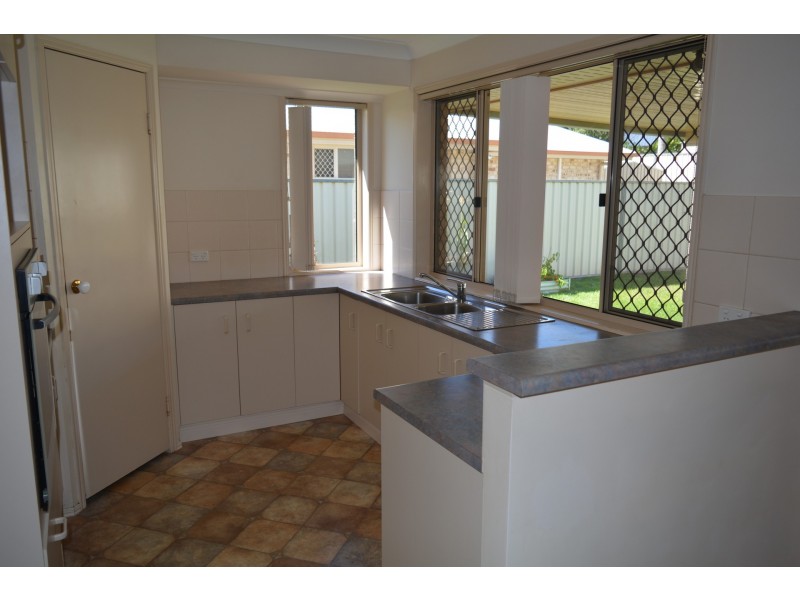 20 Mengel Court, Middle Ridge QLD 4350