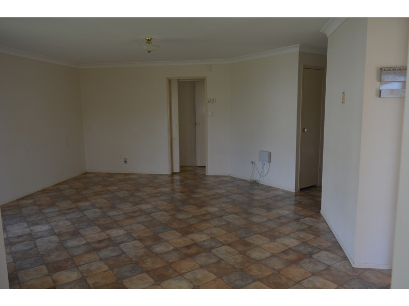 20 Mengel Court, Middle Ridge QLD 4350