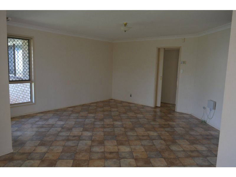 20 Mengel Court, Middle Ridge QLD 4350