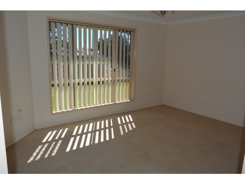 20 Mengel Court, Middle Ridge QLD 4350