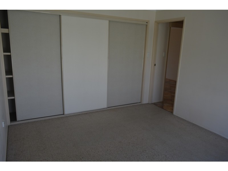 20 Mengel Court, Middle Ridge QLD 4350