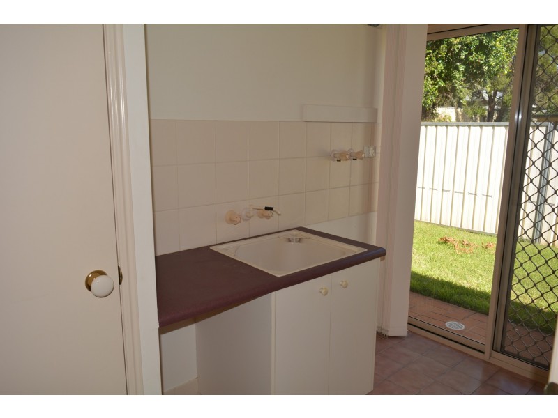 20 Mengel Court, Middle Ridge QLD 4350